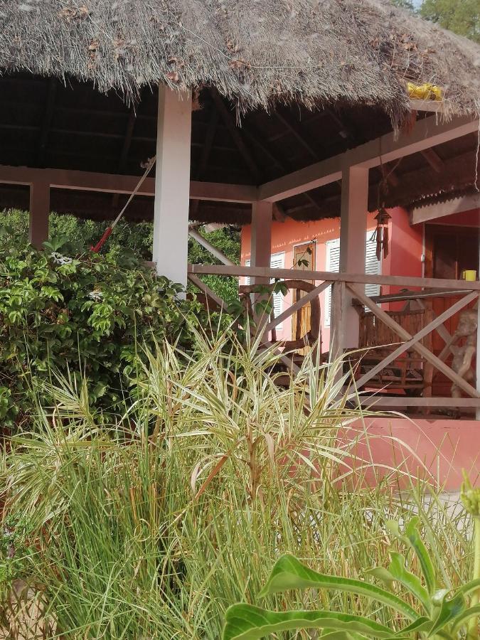 Akine Ti Kasso Piscine Hotel Diembereng Exterior photo